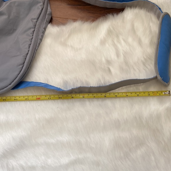 EUC Nevada gym bag - Picture 11 of 11